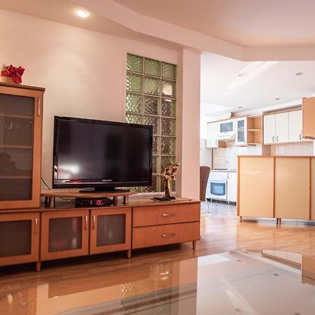 Apartment Emilija Üsküp Dış mekan fotoğraf
