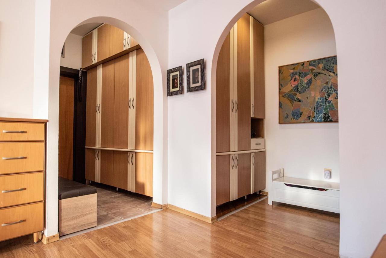 Apartment Emilija Üsküp Dış mekan fotoğraf