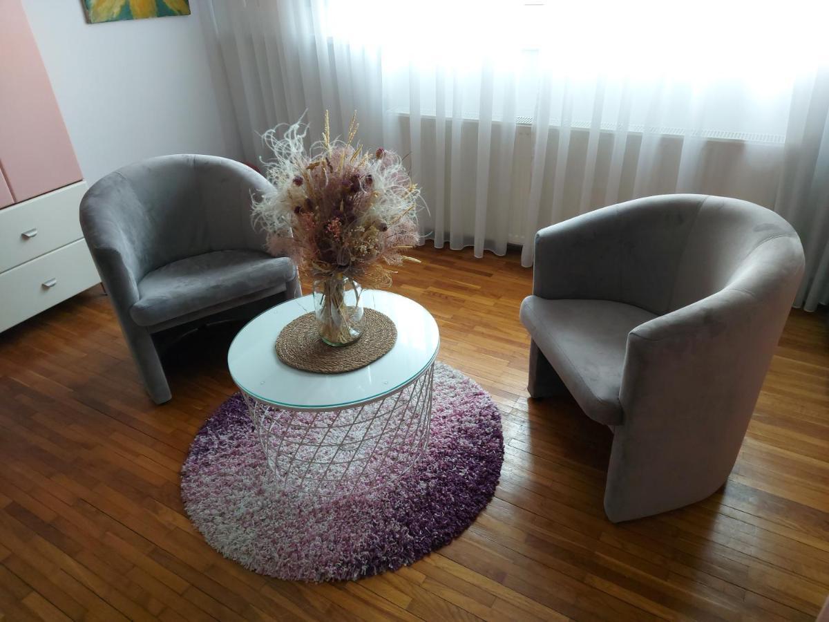 Apartment Emilija Üsküp Dış mekan fotoğraf